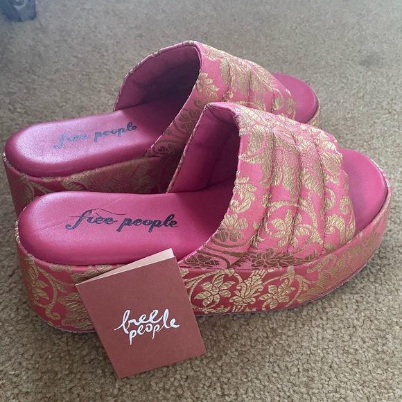 Free People Almost Paradise Platform Sandles - Picture 7 of 8